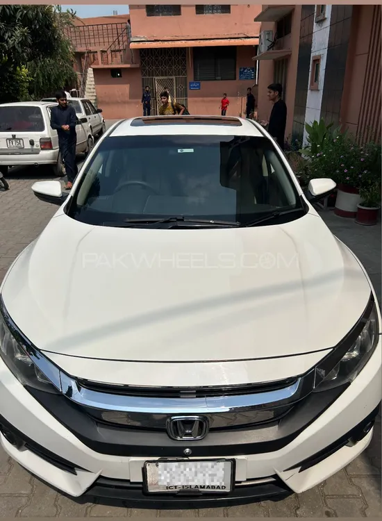 Honda Civic 2018 for Sale in Islamabad Image-1