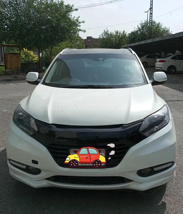 Honda Vezel 2015 for Sale in Okara Image-1