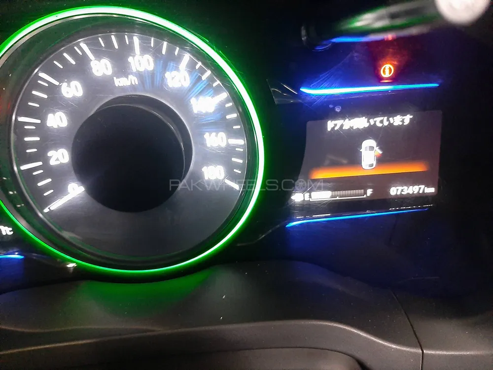 Honda Vezel 2015 for Sale in Rawalpindi Image-1
