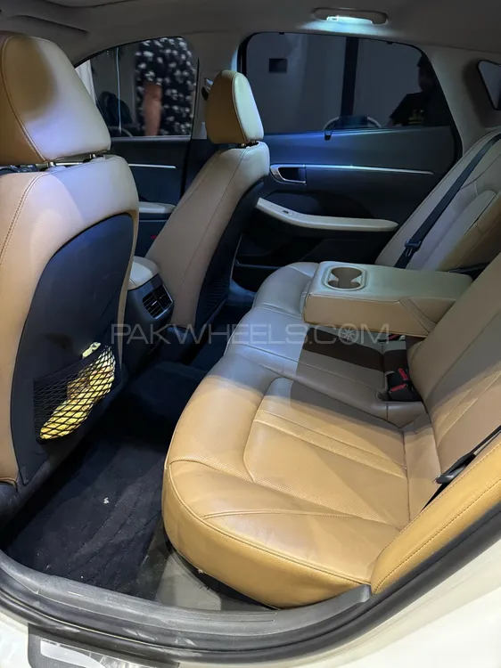 ہنڈائی سوناتا 2022 for Sale in ملتان ہنڈائی سوناتا 2022 for Sale in ملتان Image-10