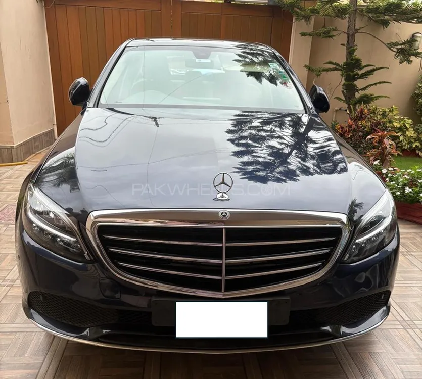 Mercedes Benz C Class 2021 for Sale in Karachi Image-1