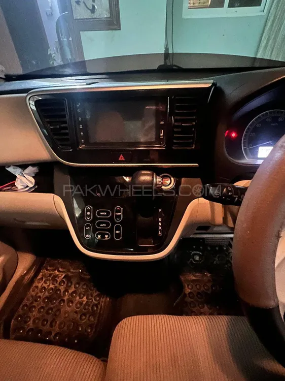 Nissan Dayz Roox 2016 for Sale in Jaranwala Nissan Dayz Roox 2016 for Sale in Jaranwala Image-10