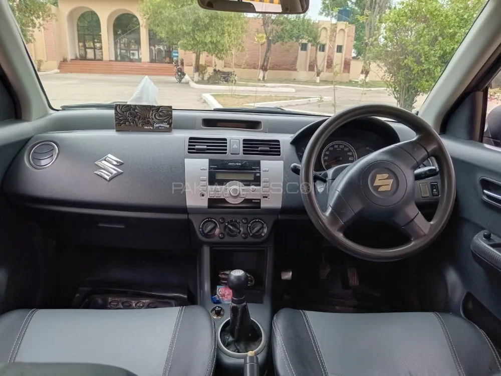 Suzuki Swift 2012 for Sale in Peshawar Suzuki Swift 2012 for Sale in Peshawar Image-2