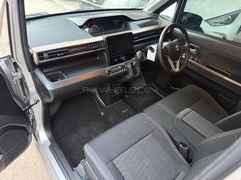 Suzuki Wagon R 2023 for Sale in Faisalabad Suzuki Wagon R 2023 for Sale in Faisalabad Image-11