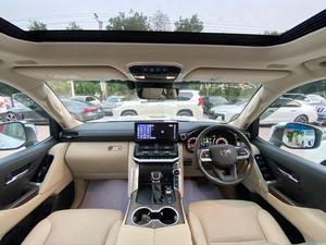 Toyota Land Cruiser ZX LC300 
3.5L Twin Turbo Petrol
Model: 2021
Mileage: 2,000 km 
Unregistered 
Fresh Import 
 
*Heads up Display
*Fingerprint Start
*Rear Entertainment 
*Cool Box
*Beige Room 
*7 Seater 
*Back Autodoor 
*JBL Sound System

Calling and Visiting Hours

Monday to Saturday. 

11:00 AM to 7:00 PM