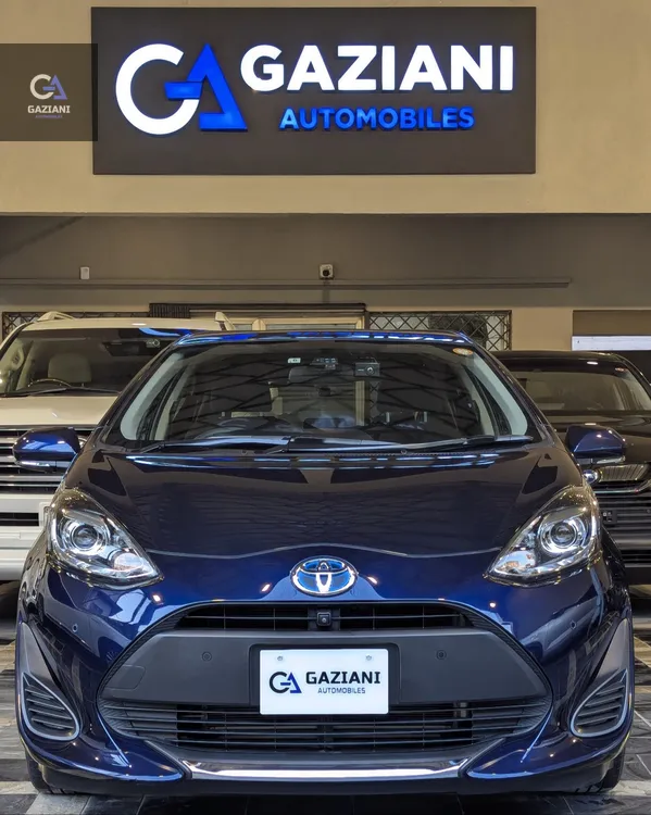 Toyota Aqua 2021 for Sale in Karachi Image-1