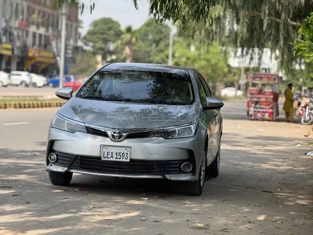 Toyota Corolla 2020 for Sale in Lahore Image-1