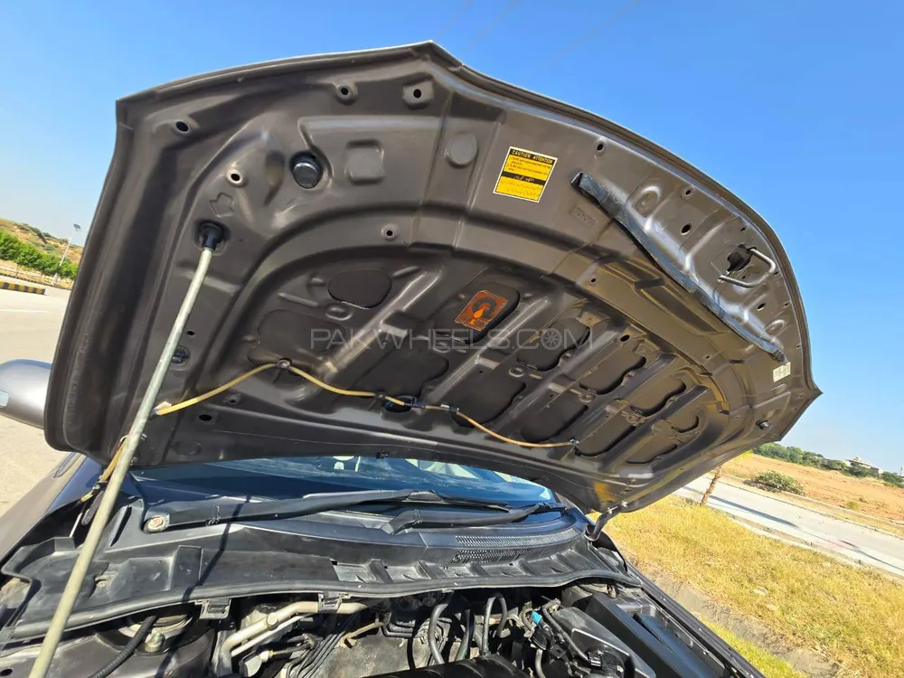 Toyota Corolla 2012 for Sale in Islamabad Image-1