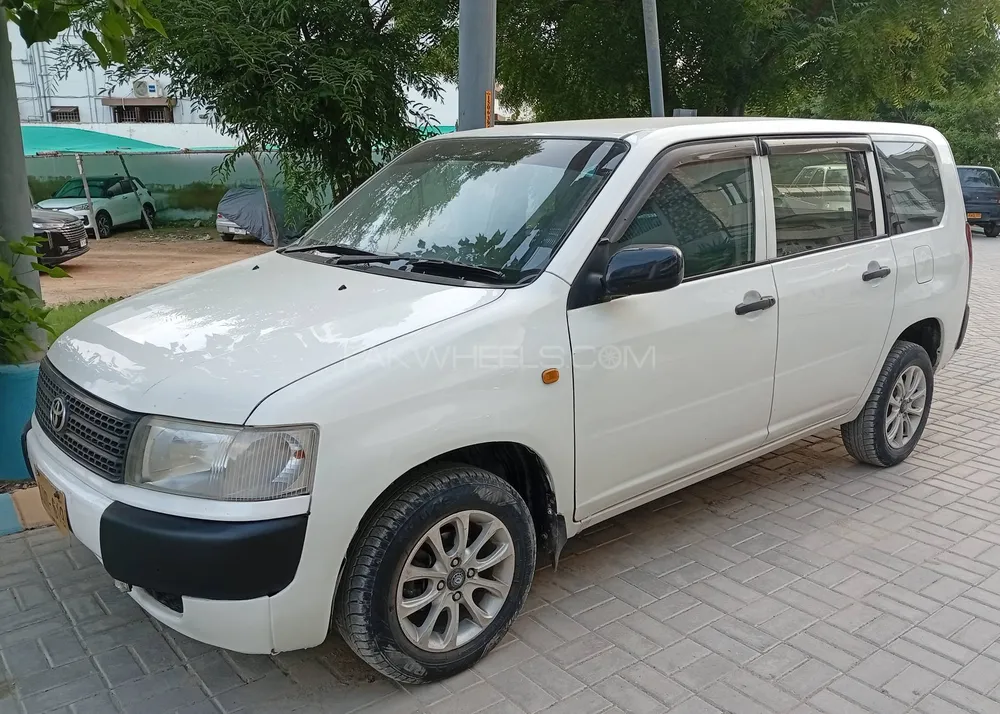 Toyota Probox 2007 for Sale in Karachi Image-1