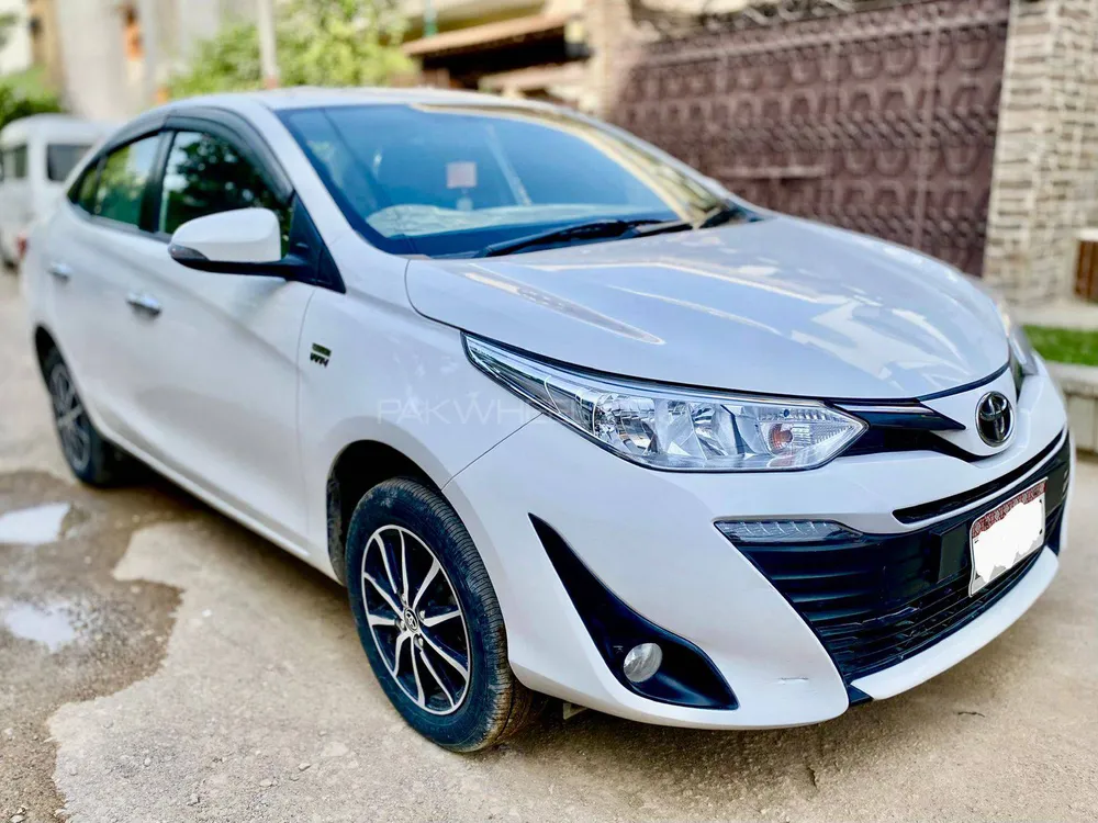 Toyota Yaris Sedan 2022 for Sale in Karachi Image-1