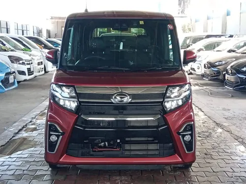 Daihatsu Tanto 2021