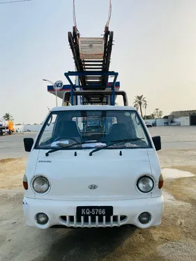 Hyundai Shehzore 2009