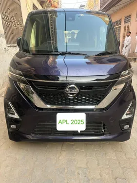 Nissan Roox 2023