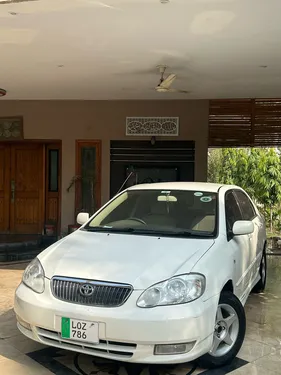 Toyota Corolla SE Saloon Automatic 2003