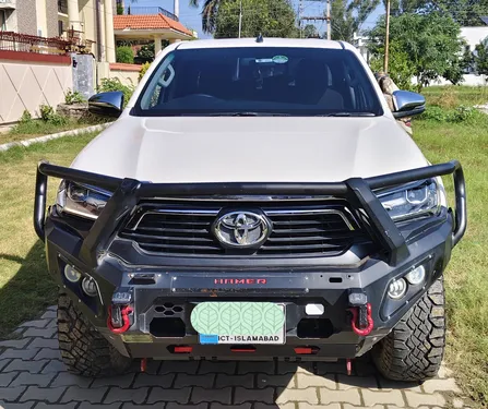 Toyota Hilux Revo V Automatic 2.8 2021