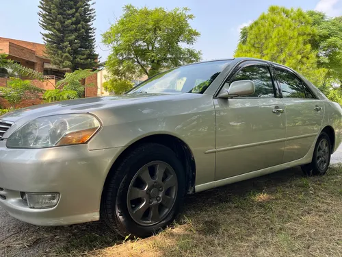Toyota Mark II Grande 2.0 2003