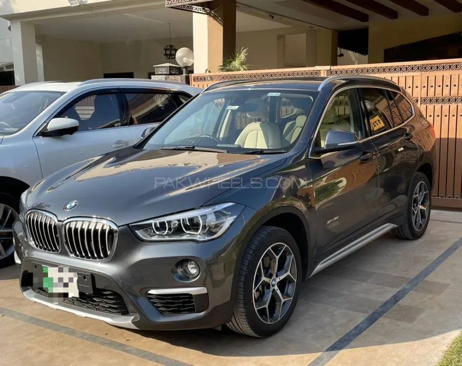 BMW X1 2018 for Sale in Islamabad Image-1