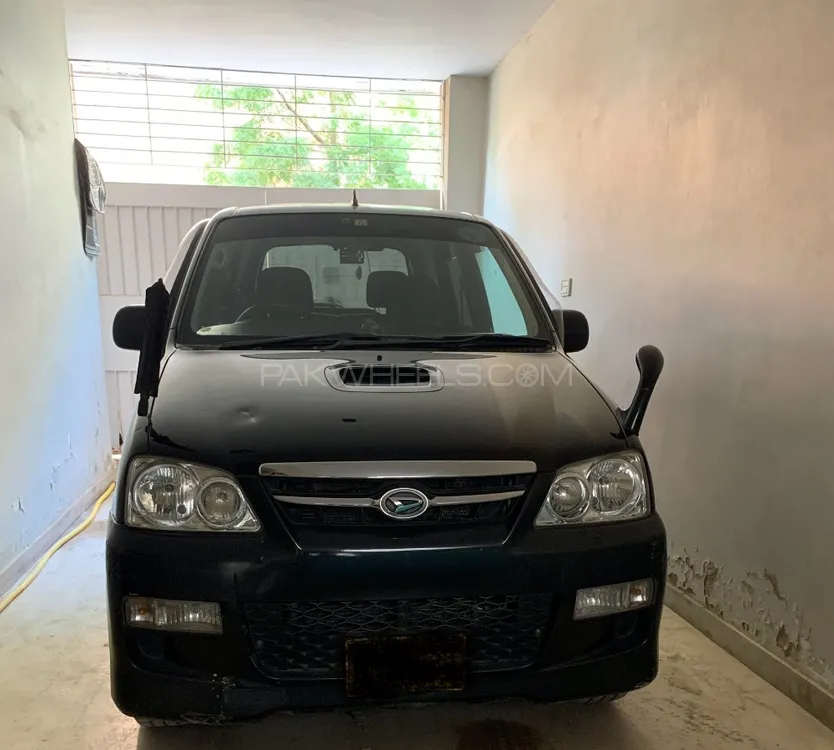 Daihatsu Terios Kid 2011 for Sale in Karachi Image-1