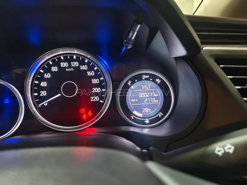 Honda City 2025 for Sale in Burewala Image-1