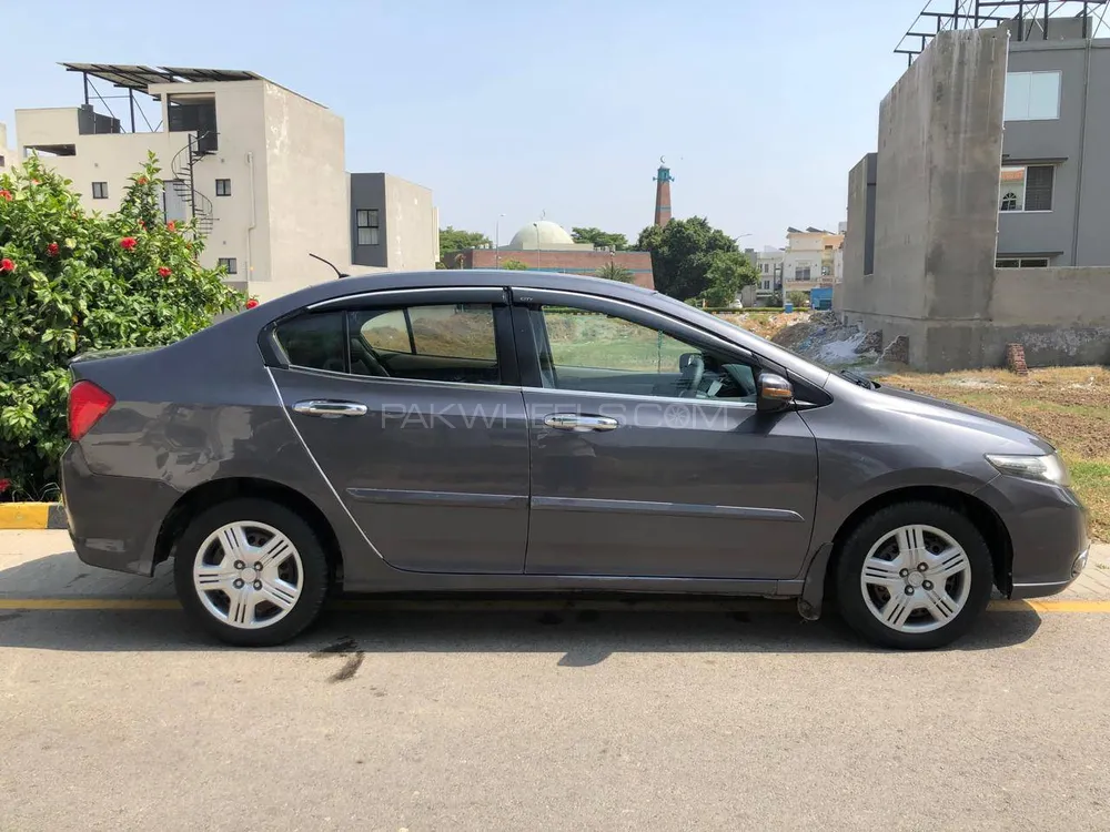 ہونڈا سٹی 2019 for Sale in لاہور ہونڈا سٹی 2019 for Sale in لاہور Image-12