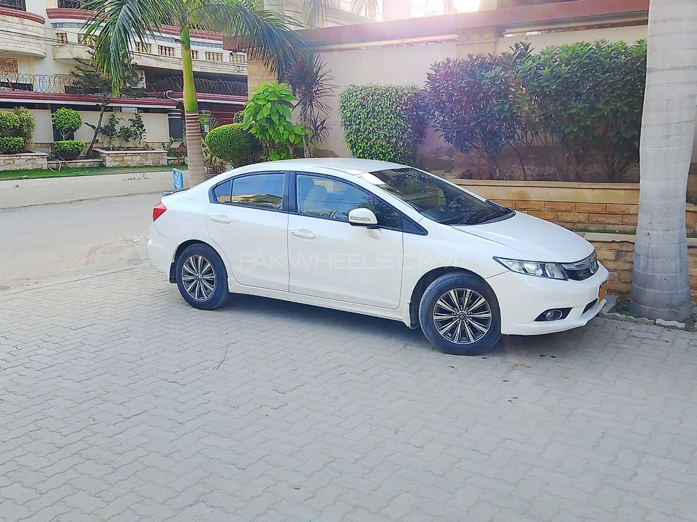 ہونڈا سوک 2013 for Sale in کراچی ہونڈا سوک 2013 for Sale in کراچی Image-17