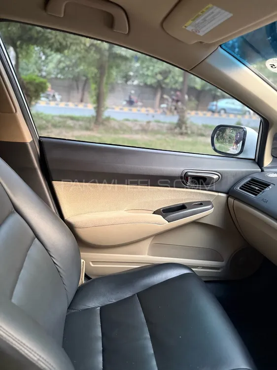Honda Civic 2010 for Sale in Lahore Honda Civic 2010 for Sale in Lahore Image-18