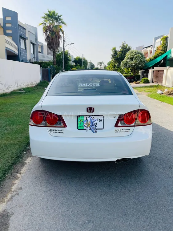 Honda Civic 2011 for Sale in Multan Honda Civic 2011 for Sale in Multan Image-4