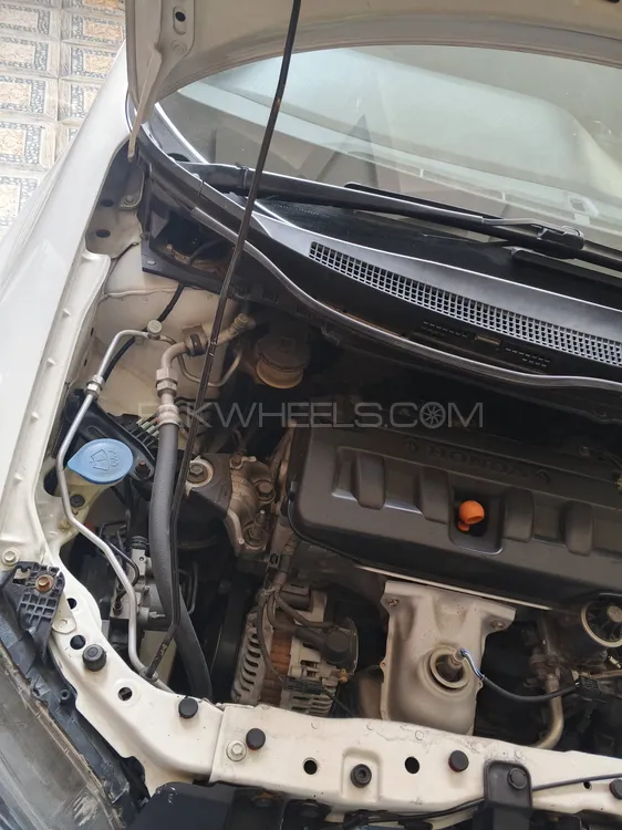 Honda Civic 2014 for Sale in Haripur Honda Civic 2014 for Sale in Haripur Image-2