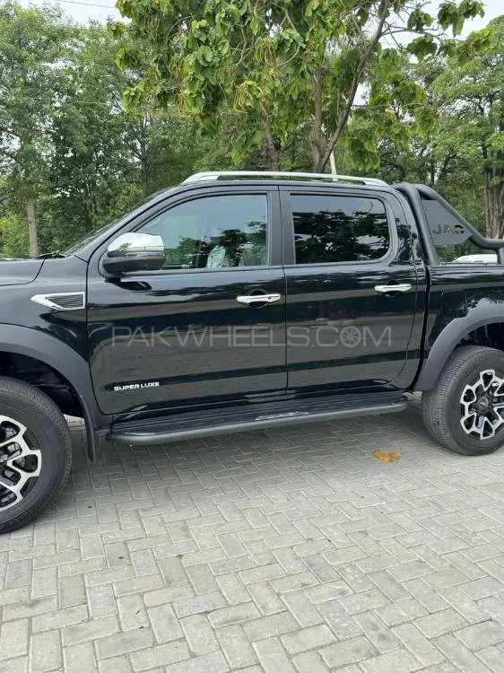 JAC T9 2025 for Sale in Lahore JAC T9 2025 for Sale in Lahore Image-3