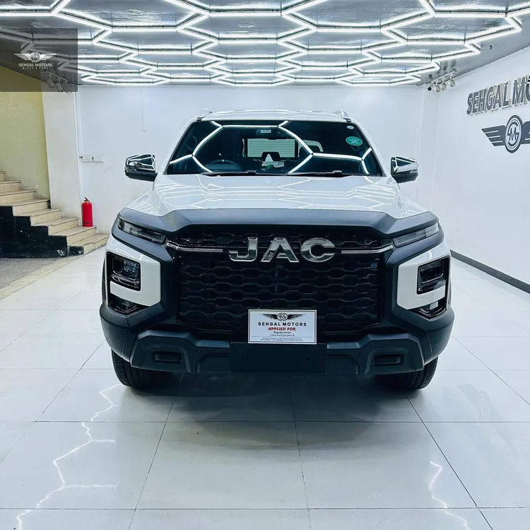 JAC T9 2025 for Sale in Islamabad Image-1