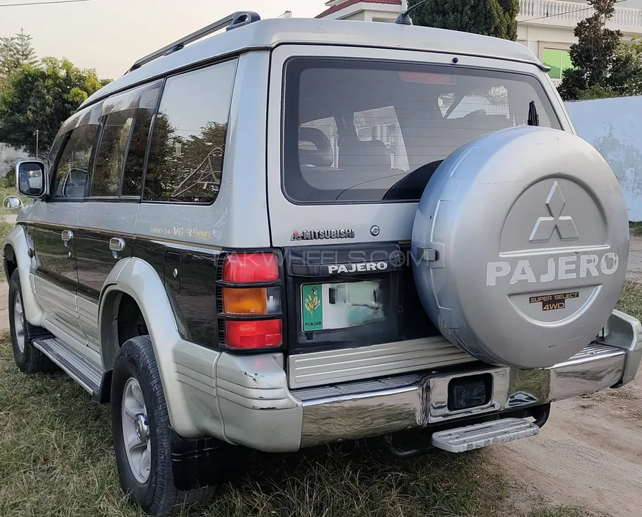 Mitsubishi Pajero 1992 for Sale in Islamabad Mitsubishi Pajero 1992 for Sale in Islamabad Image-8