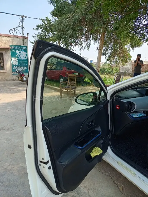 Toyota Aqua 2014 for Sale in Okara Toyota Aqua 2014 for Sale in Okara Image-9