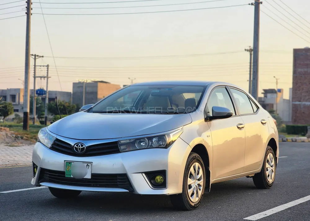 Toyota Corolla 2017 for Sale in Faisalabad Image-1