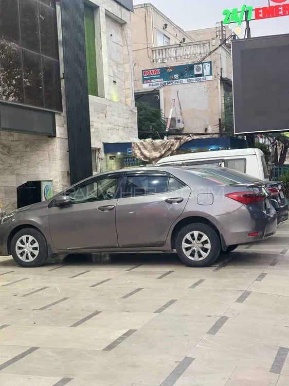 Toyota Corolla 2014 for Sale in Lahore Image-1