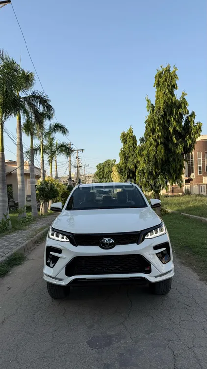 Toyota Fortuner 2025 for Sale in Sialkot Image-1