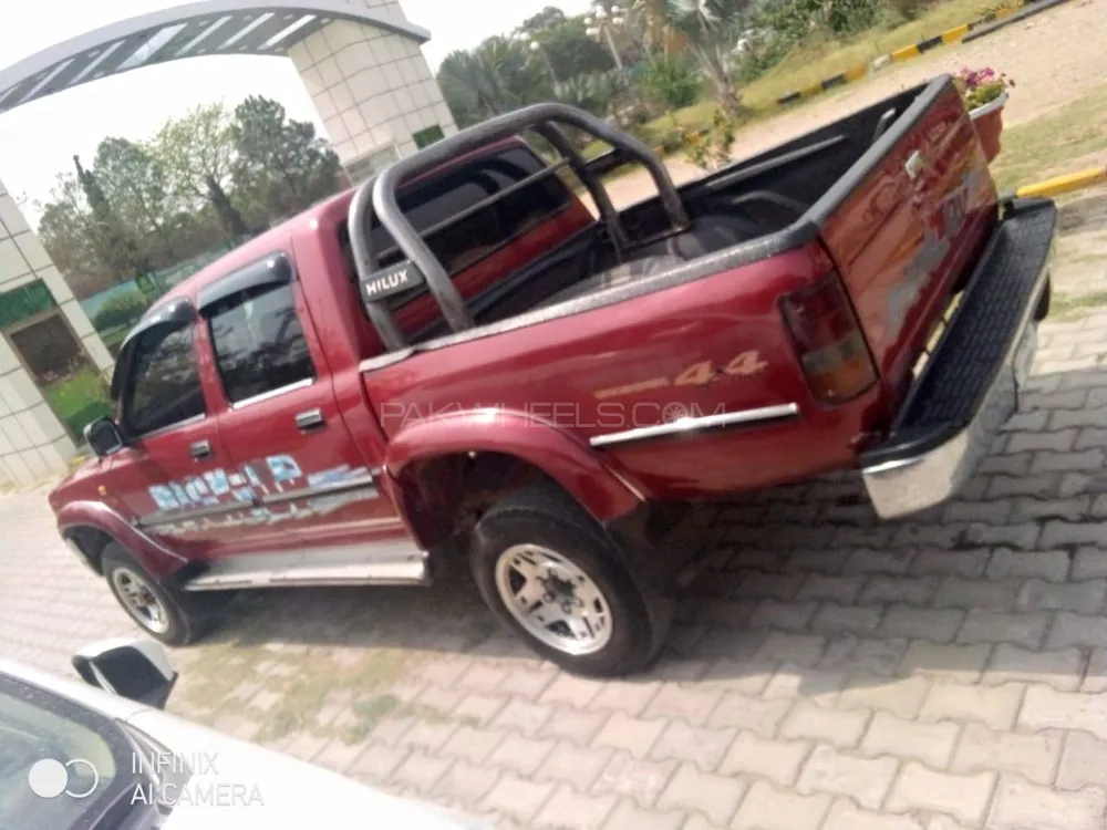 Toyota Hilux 1992 for Sale in Abbottabad Toyota Hilux 1992 for Sale in Abbottabad Image-3