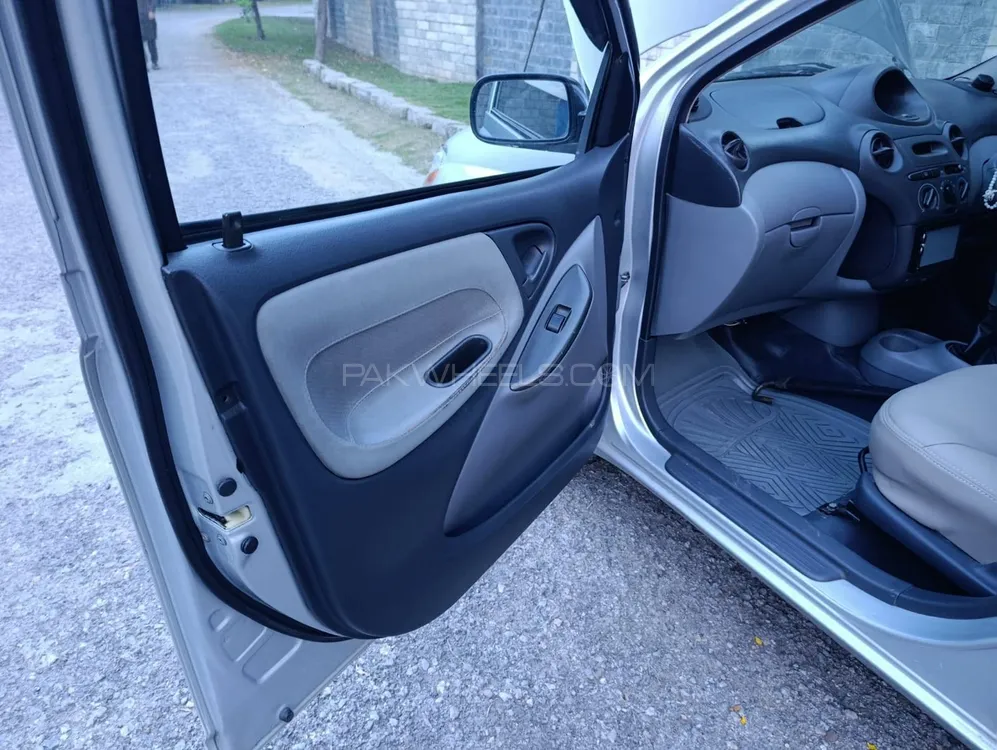 Toyota Platz 2003 for Sale in Rawalpindi Toyota Platz 2003 for Sale in Rawalpindi Image-18