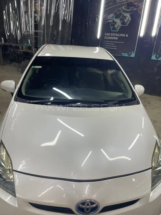Toyota Prius 2011 for Sale in Karachi Image-1