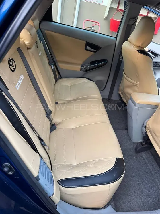 ٹویوٹا پریوس 2011 for Sale in فیصل آباد ٹویوٹا پریوس 2011 for Sale in فیصل آباد Image-3