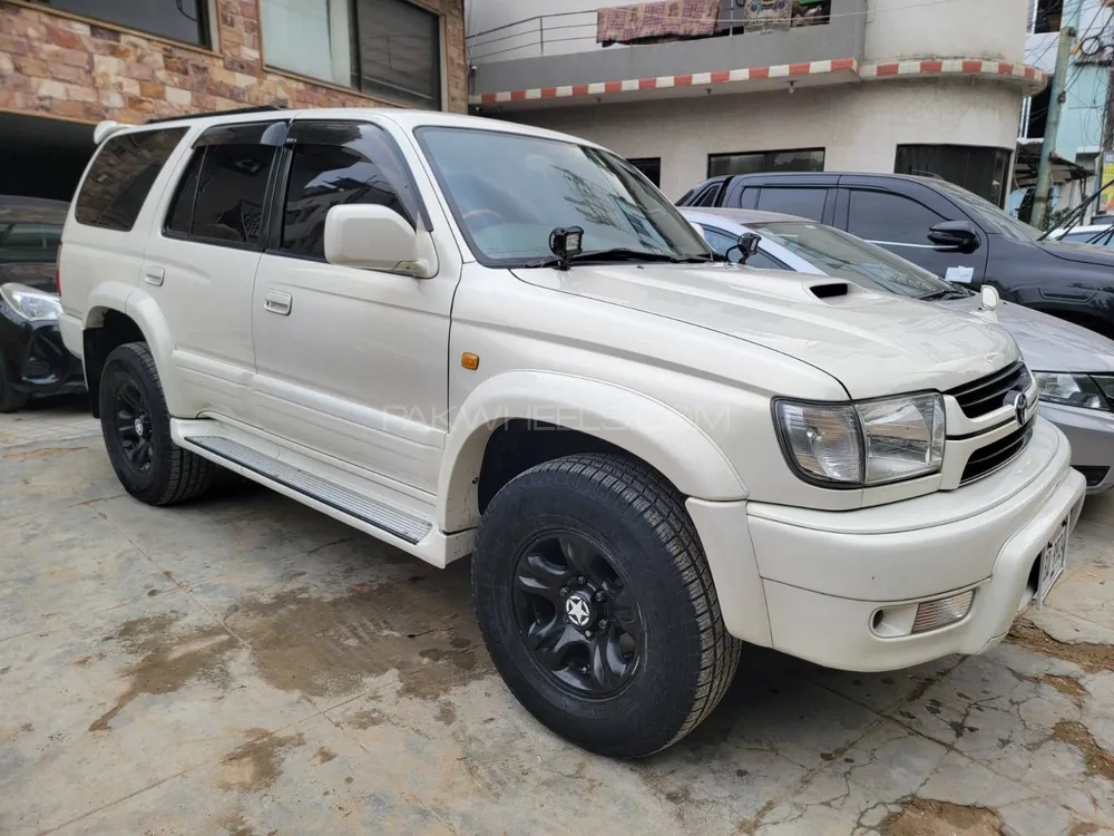 Toyota Surf 2002 for Sale in Karachi Image-1