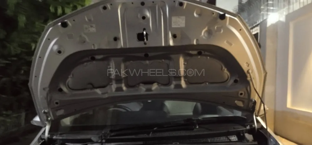 Toyota Vitz 2013 for Sale in Sheikhupura Toyota Vitz 2013 for Sale in Sheikhupura Image-12