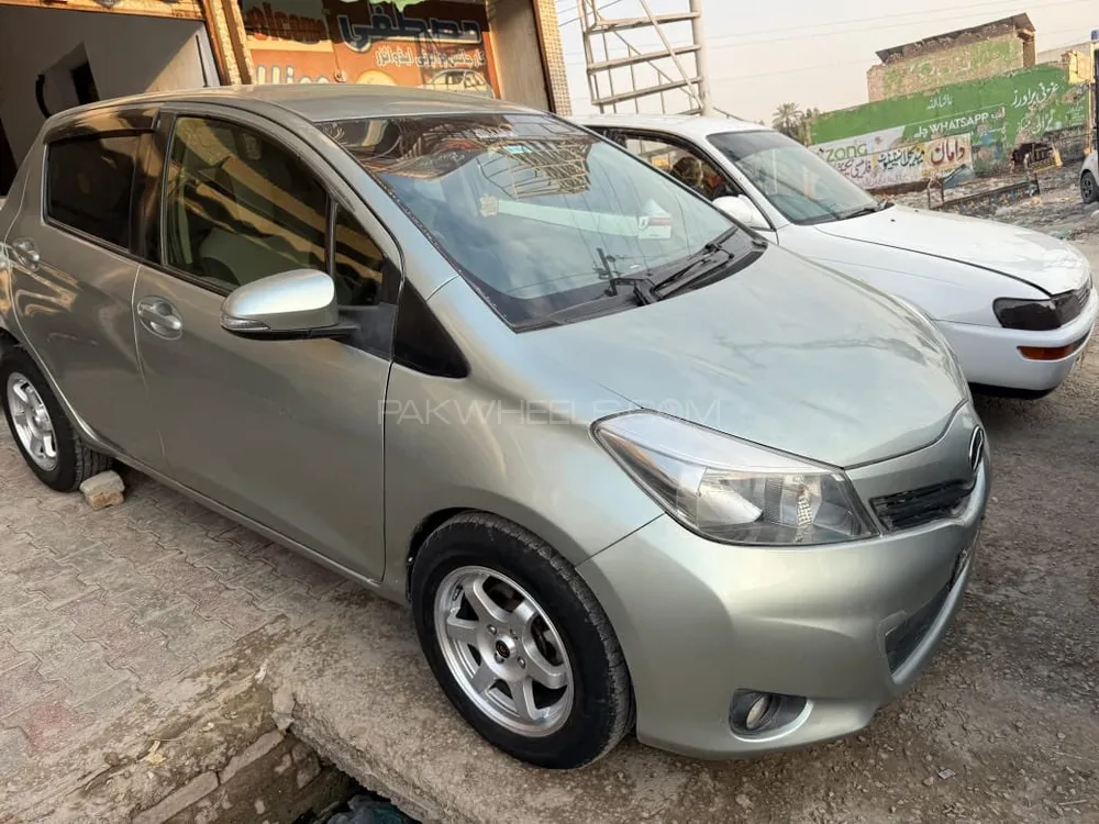 Toyota Vitz 2016 for Sale in Abbottabad Image-1