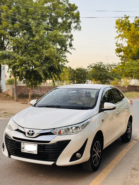 Toyota Yaris Sedan 2020 for Sale in Bahawalpur Image-1