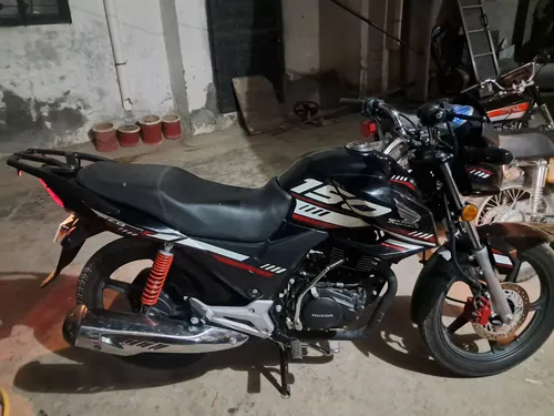 Honda CB 150F 2024