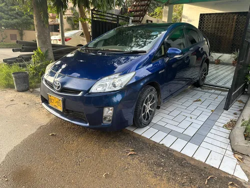 Toyota Prius S Touring Selection 1.8 2012