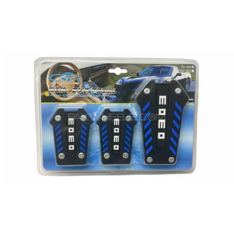 Momo Non Slip Racing Pedal Cover Set For All Manual Cars Blue Colour Image-1