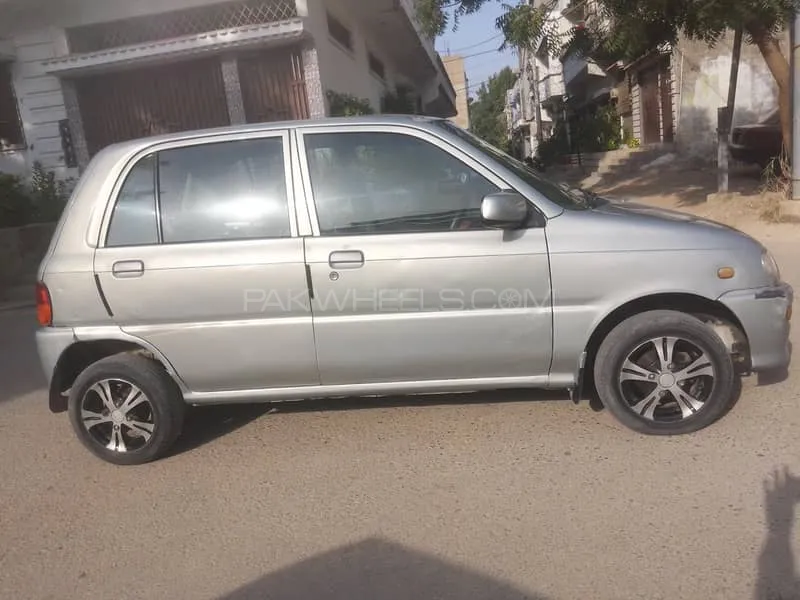Daihatsu Cuore 2011 for Sale in Karachi Daihatsu Cuore 2011 for Sale in Karachi Image-2
