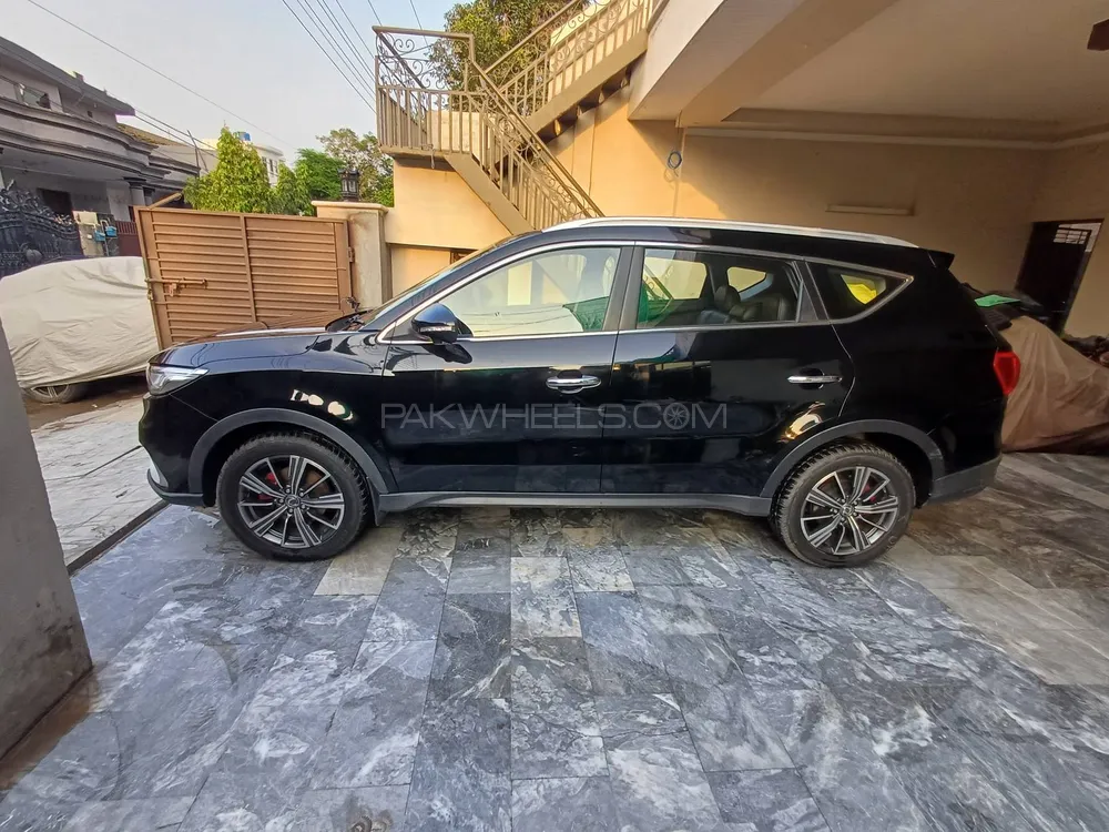 DFSK Glory 580 2024 for Sale in Lahore DFSK Glory 580 2024 for Sale in Lahore Image-4