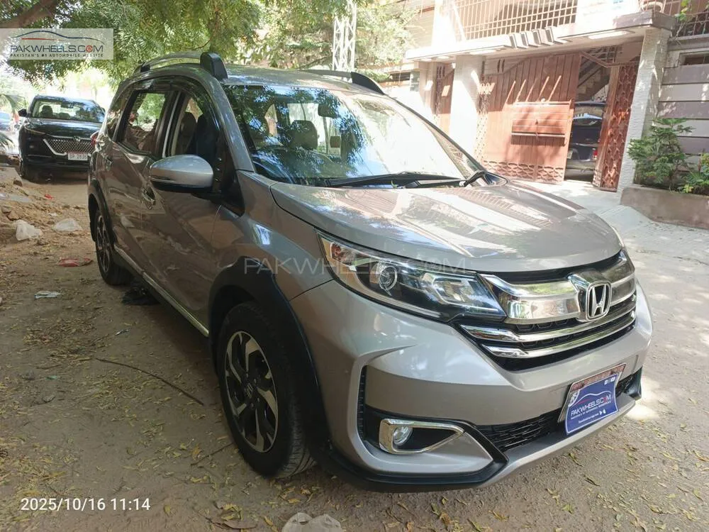 ہونڈا بی آر-وی 2022 for Sale in کراچی ہونڈا بی آر-وی 2022 for Sale in کراچی Image-2
