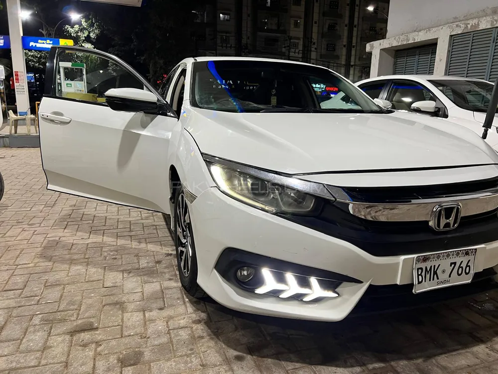 Honda Civic 2018 for Sale in Karachi Image-1